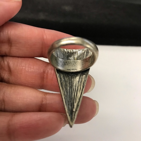 Boho Triangular Intricate Design Ring - Picture 5 of 7